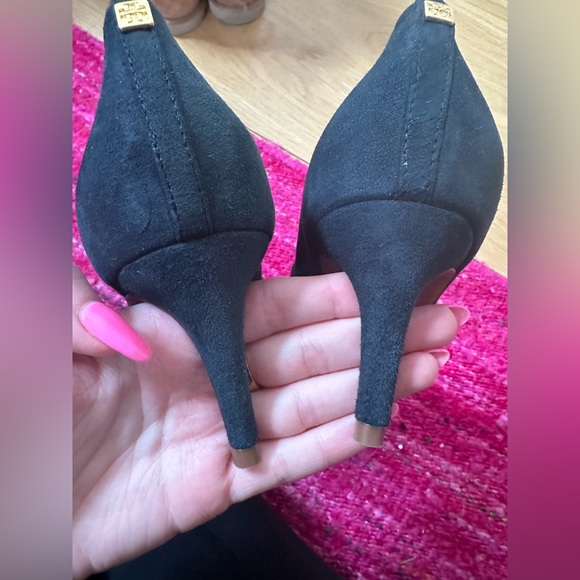 Tory Burch Ivy Low-Heel Suede Pump Navy - Picture 7 of 16